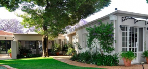  Rosebank Lodge Guesthouse by Claires  Йоханнесбург